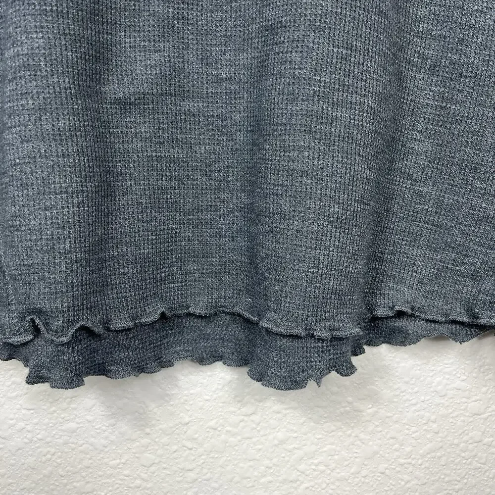 Iowa Hawkeyes Womens Waffle Knit Snap Long Sleeve Henley Medium Gray Ruffle NWOT